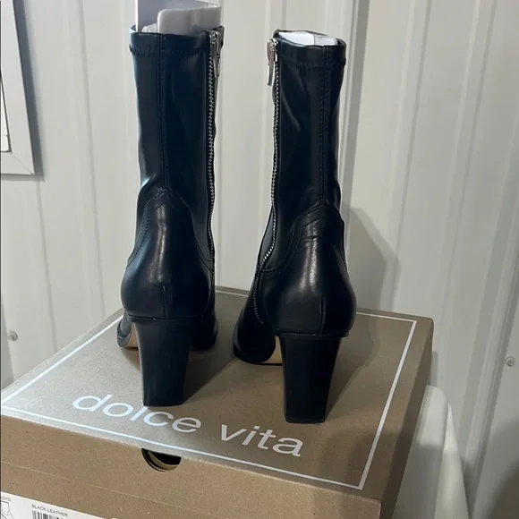 Dolce Vita Black Women's Boots - Picture 6 of 9